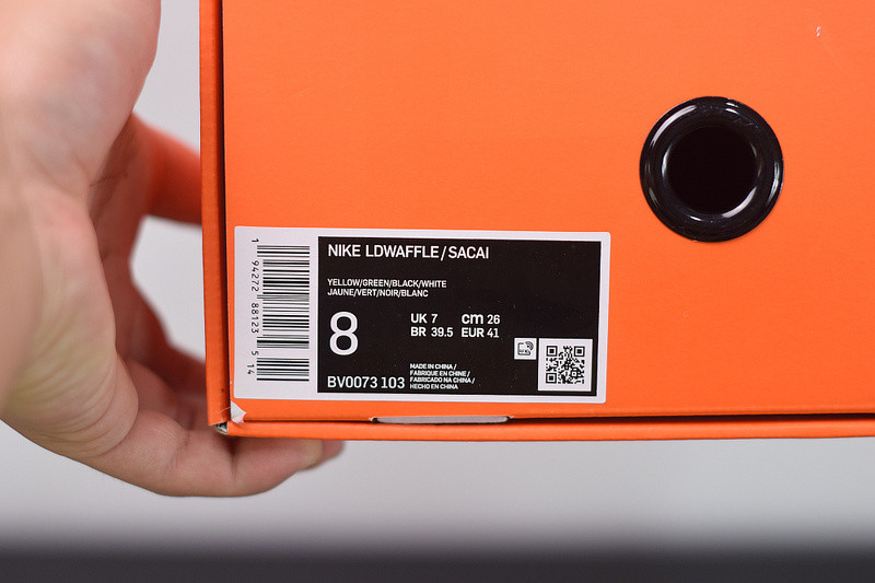 NIKE SACAI NIKE PEGASUS VAPORFLY SP BV0073-103