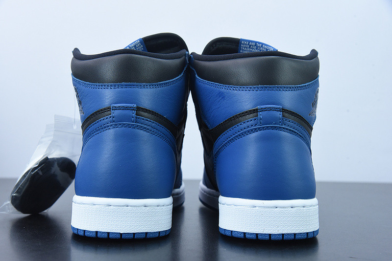 AIR JORDAN 1 DARK MARINA BLUE 555088-404