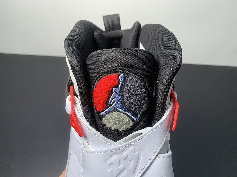 Air Jordan 8 Retro