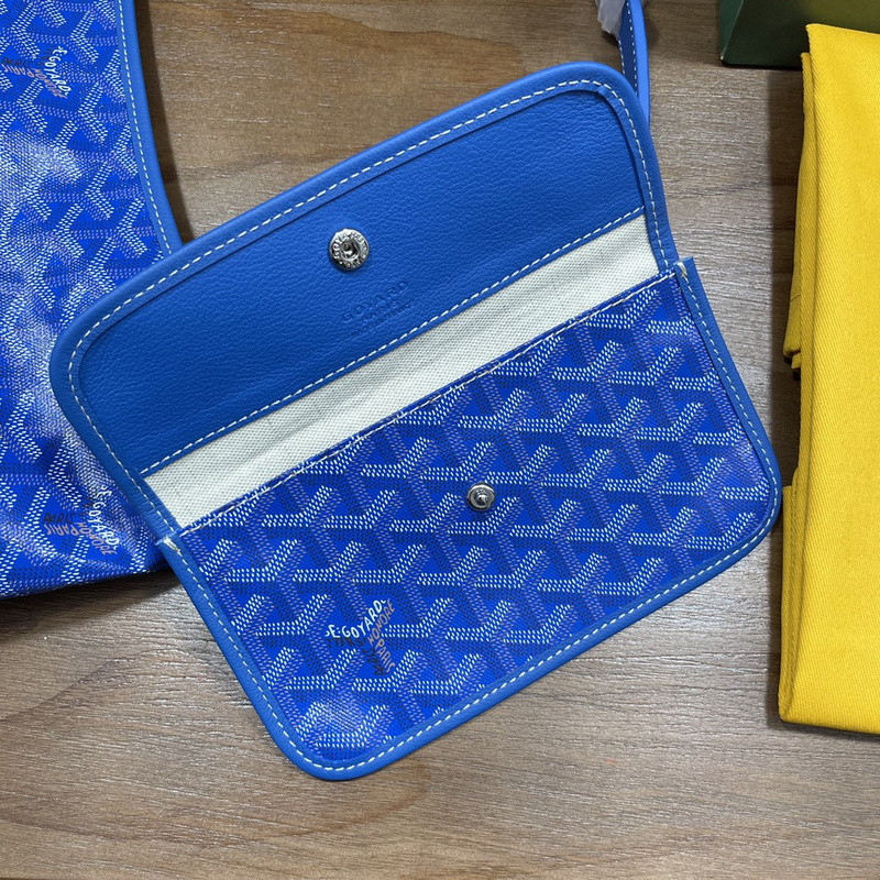 Go*ard purse