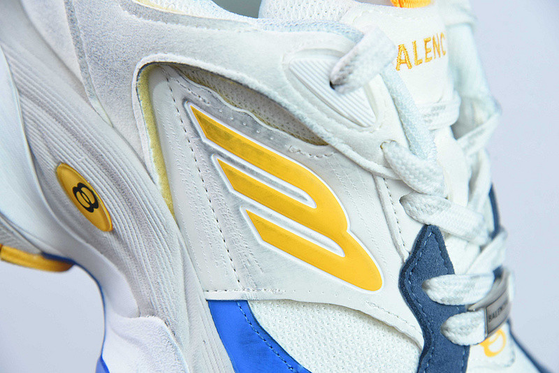 BC XL SNEAKERS
