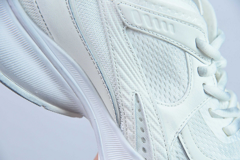 BC XL SNEAKERS