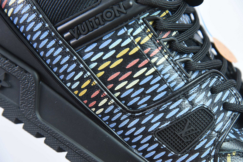 LVT SNEAKERS