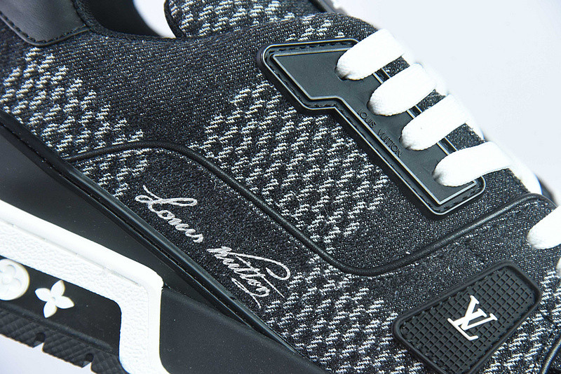 LVT SNEAKERS