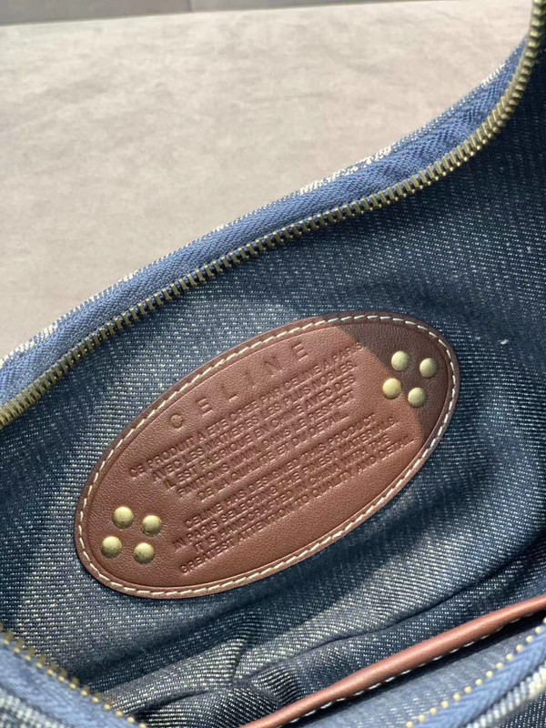 Ce**e bag