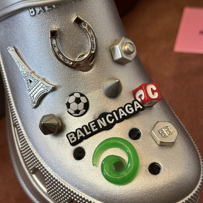 Balenciaga sLIDE