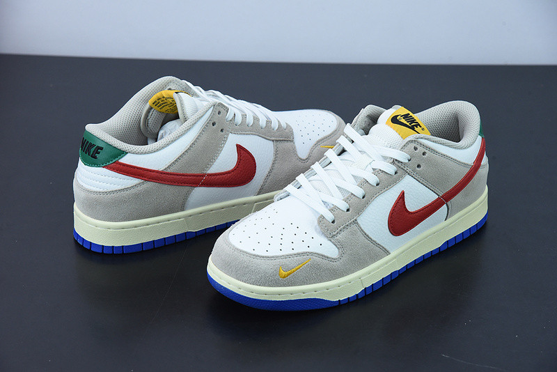 NIKE SB DUNK LOW