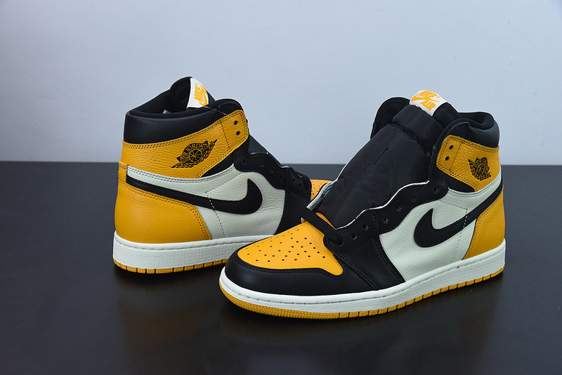 AIR JORDAN 1 HIGH OG “YELLOW TOE” 555088-711