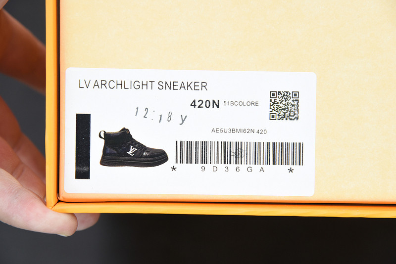 LVT SNEAKERS