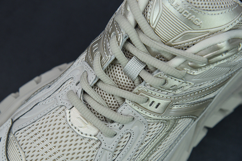 BC DEFENDER RUBBER PLATFORM SNEAKERS