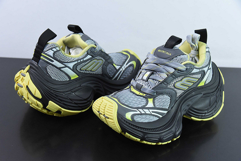 BC XL SNEAKERS