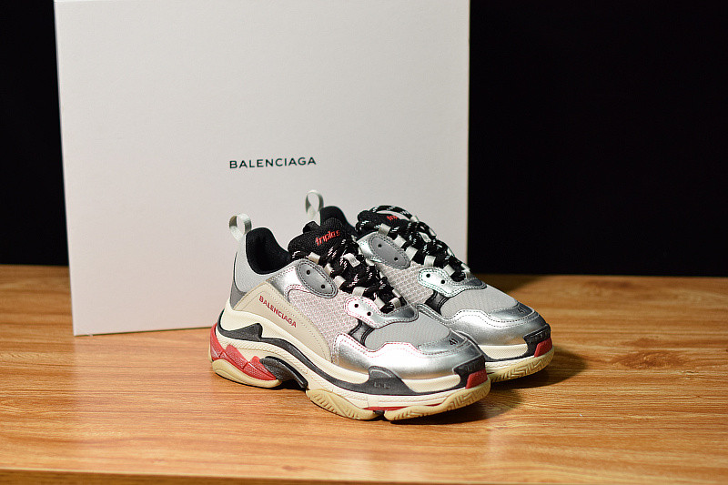 BC TRIPLE S TRAINER 512175 W0903 1081