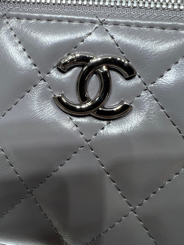 Ch*el purse