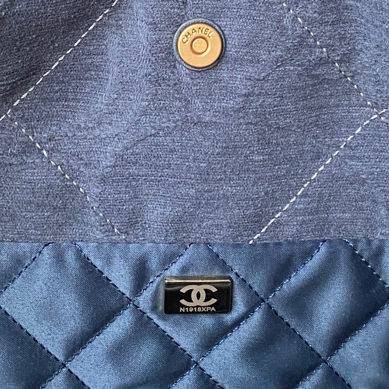 Ch*el purse