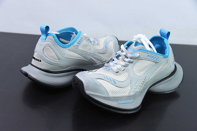 BC XL SNEAKERS