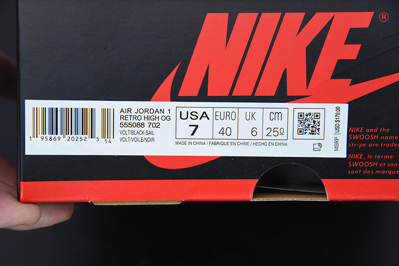 AIR JORDAN 1 HIGH OG “VISIONAIRE” 555088-702