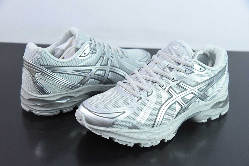 ASICS Gel Flux 4 