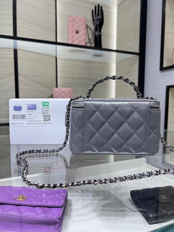 Ch*el purse