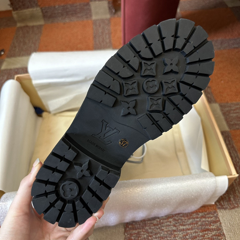 LVT BOOTS