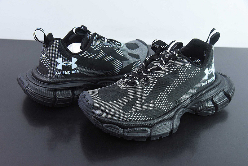BC 3XL SNEAKER