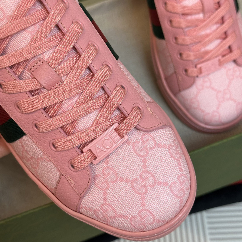 G*u*i sneaker
