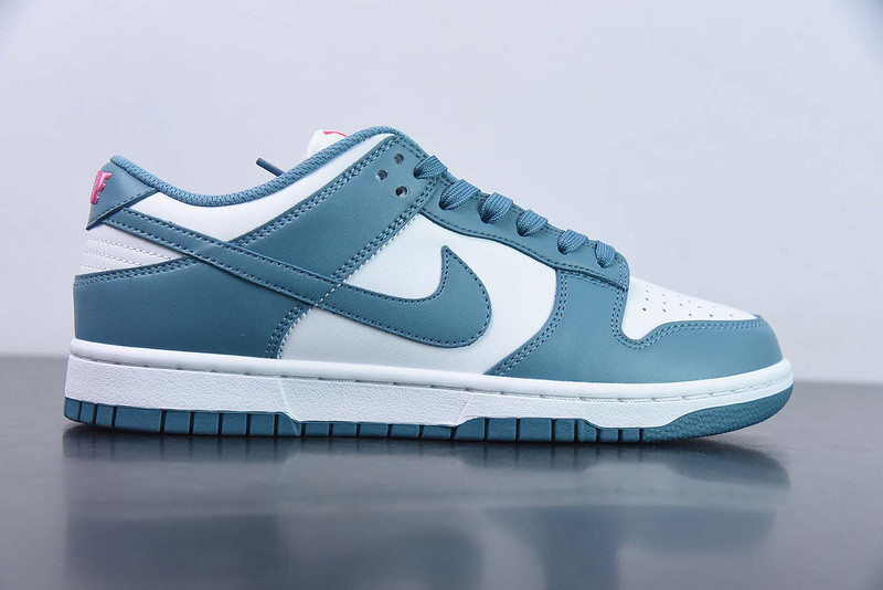 Nike Dunk Low Women