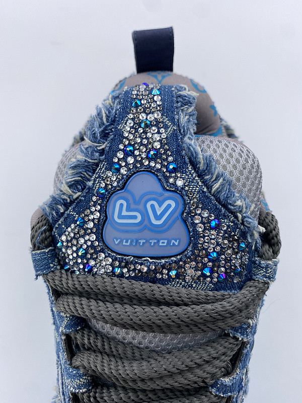 LVT SNEAKERS