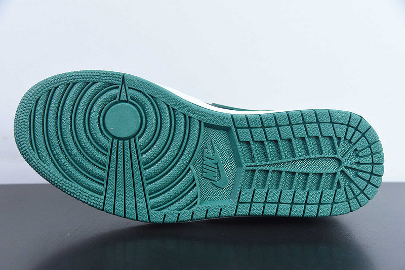 Air Jordan 1 Low OG "Black Gorge Green" CZ0775-036