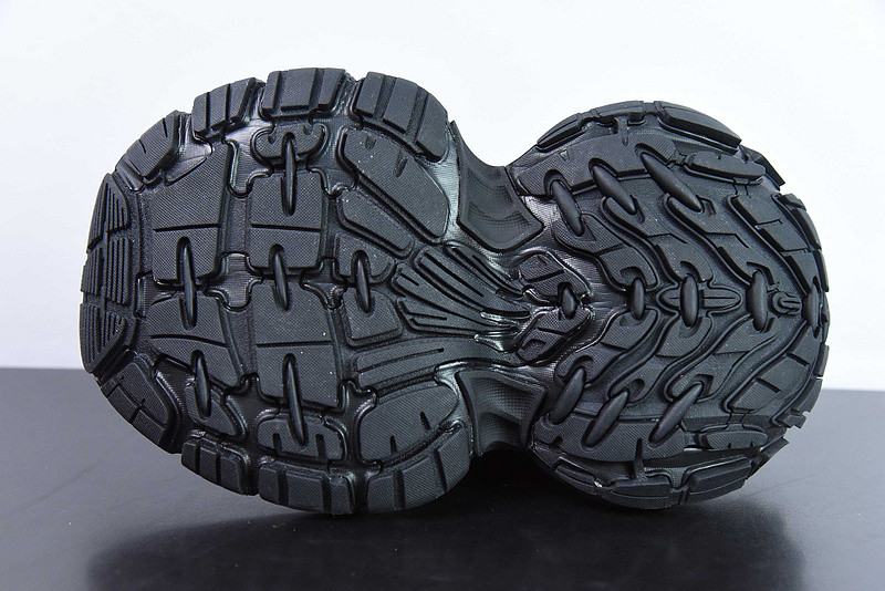 BC XL SNEAKERS