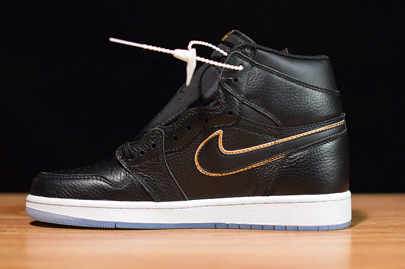 AIR JORDAN 1 RETRO HIGH CITY OF FLIGHT 555088-031