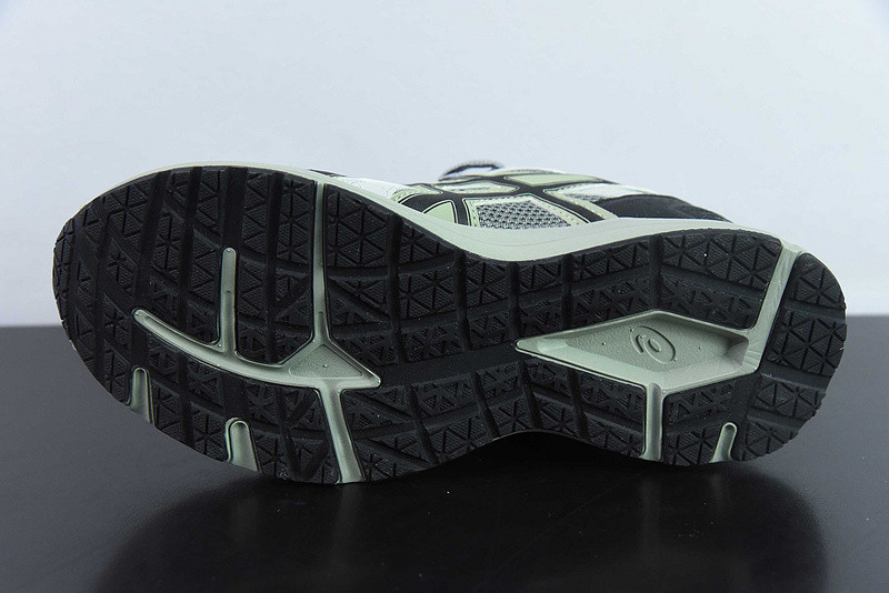 ASICS Jog 100 S Lightweight Low Tops Non-Slip Gray Green 1201A715-020