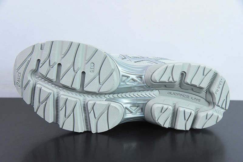 ASICS Gel Flux 4 