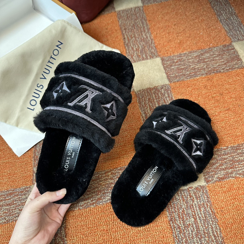 LVT SANDALS