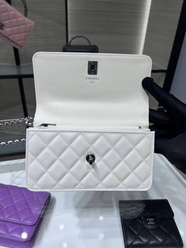 Ch*el purse
