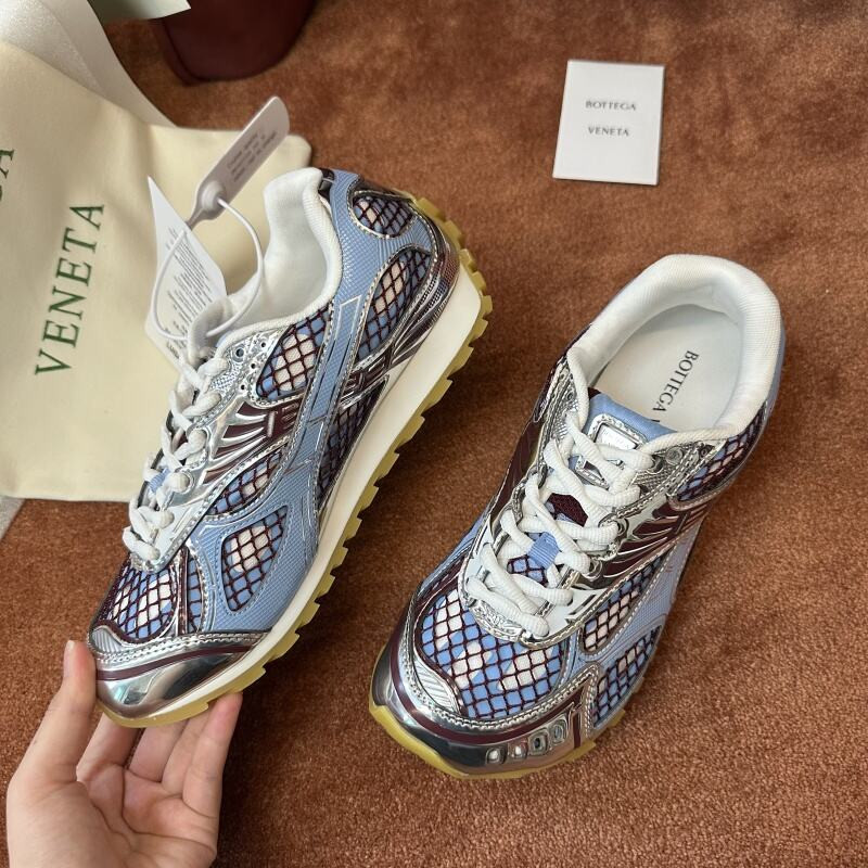 b0tte*a Ven*ta orbit sneaker