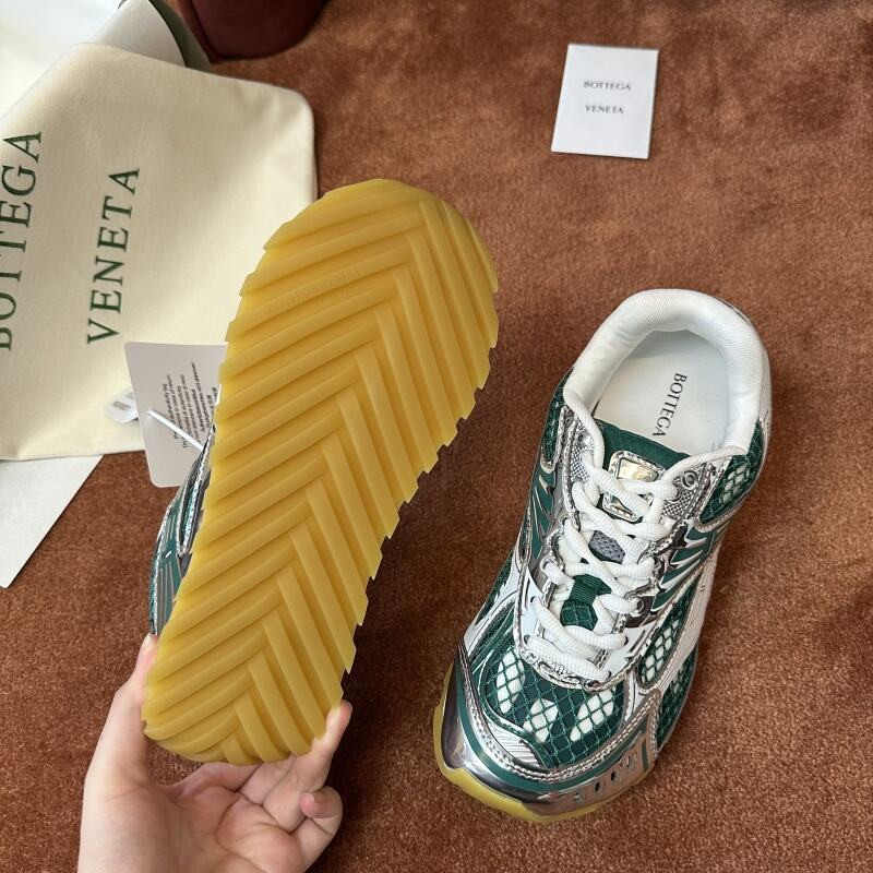b0tte*a Ven*ta orbit sneaker
