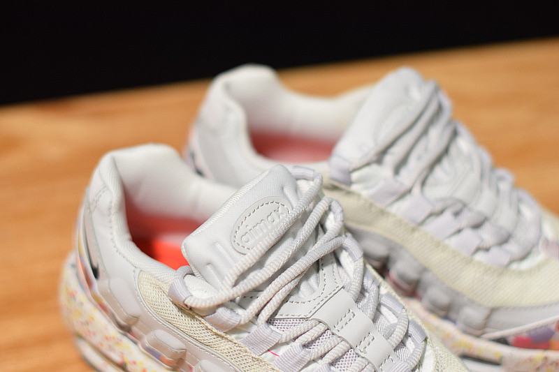 NIKE AIR MAX 95 SE