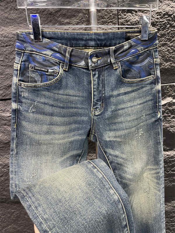 dg