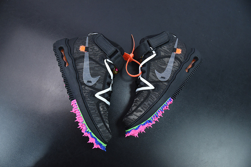 OF AIR FORCE 1 MID BLACK DO6290-001