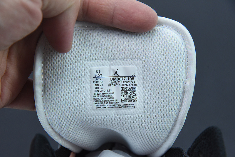 AIR JORDAN 1 MID GS