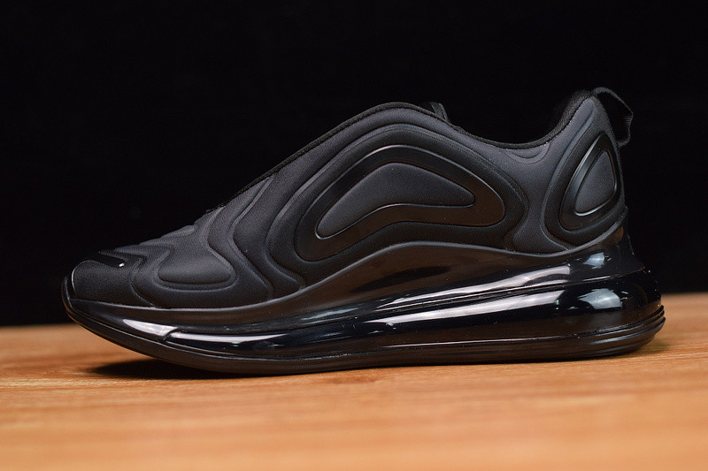 NIKE AIR MAX 720 720