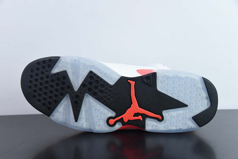 AIR JORDAN 6 RETRO
