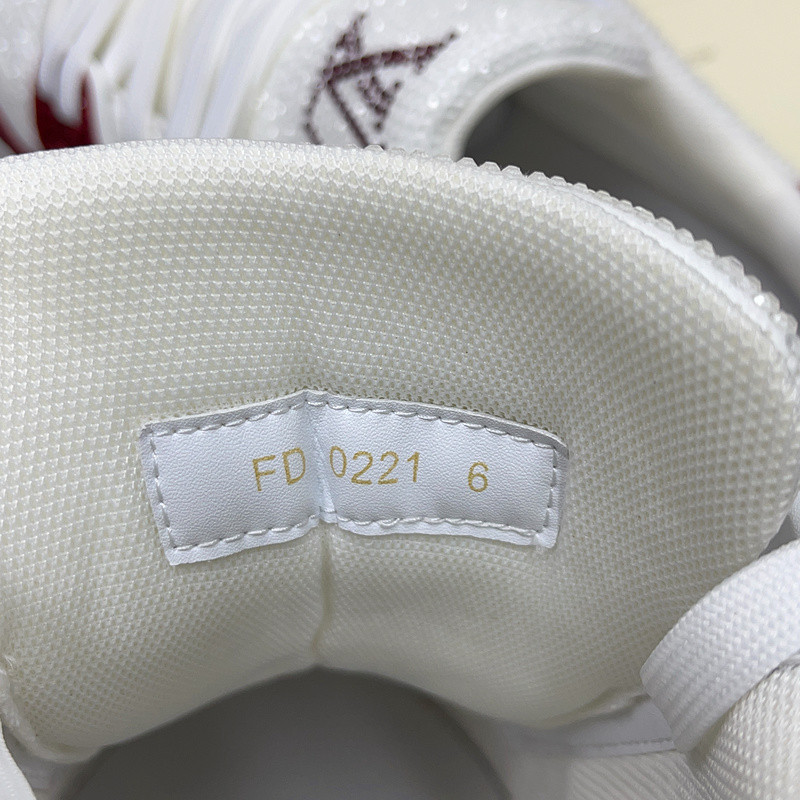 LVT SNEAKERS