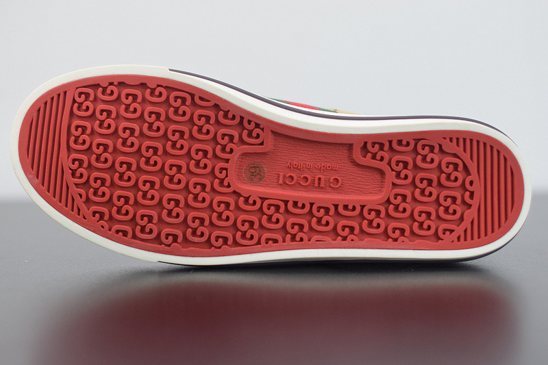 G*u*i ace embroidered low-top sneaker