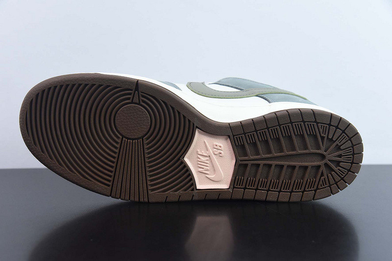 Yuto Horigome x Nike SB Dunk Low FQ1180-001