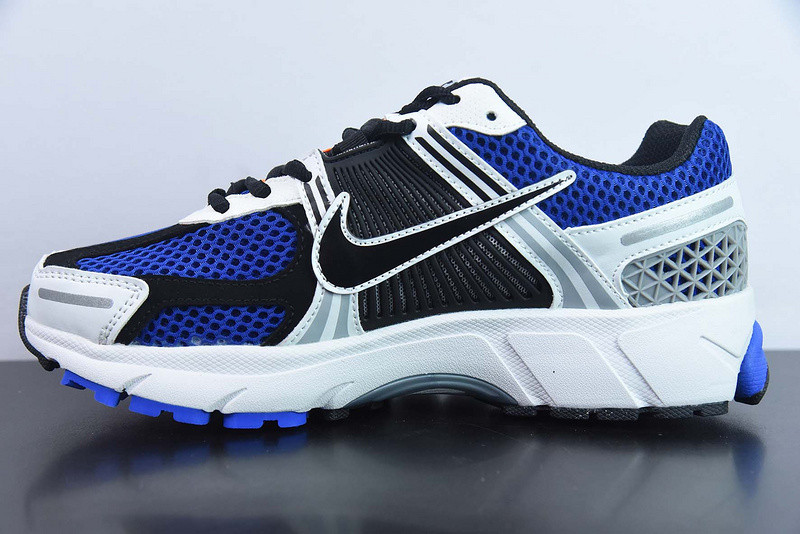Nike Air Zoom Vomero 5 SE SP 