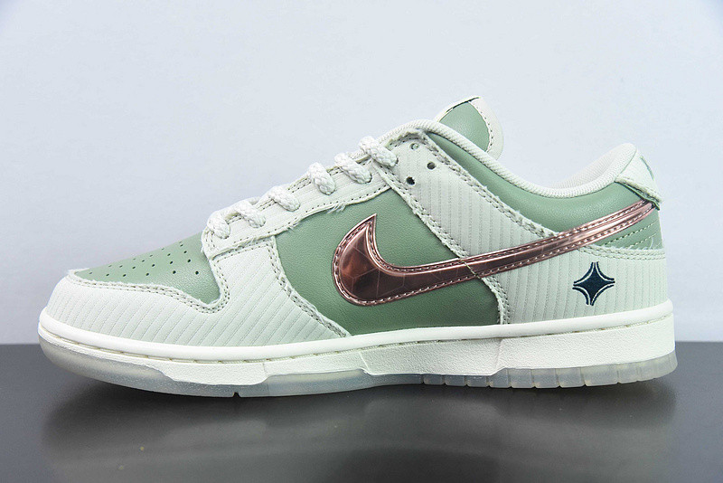 Nike x Kyler Murray Dunk Low 