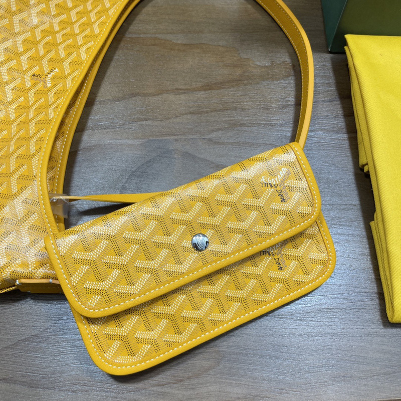 Go*ard purse
