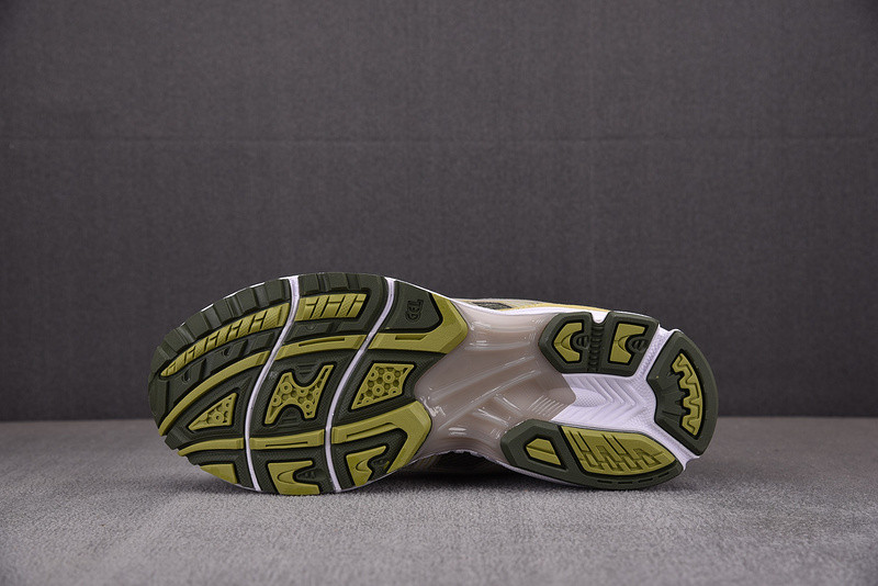ASICS Gel Kayano 14