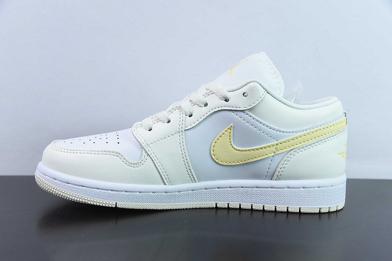 Air Jordan 1 Low